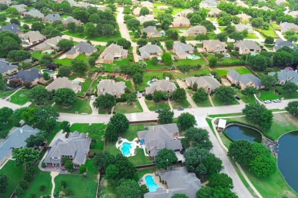 Longview TX neighborhood – we buy houses in Longview TX and surrounding areas as-is